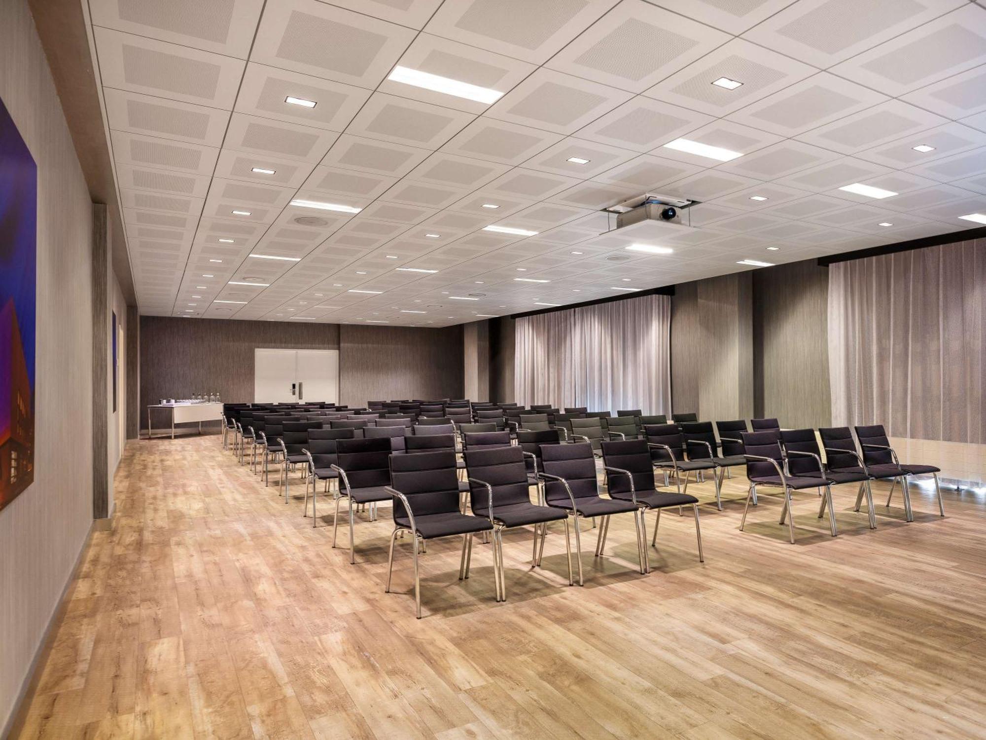 Hotel Pullman Eindhoven Cocagne Zewnętrze zdjęcie
