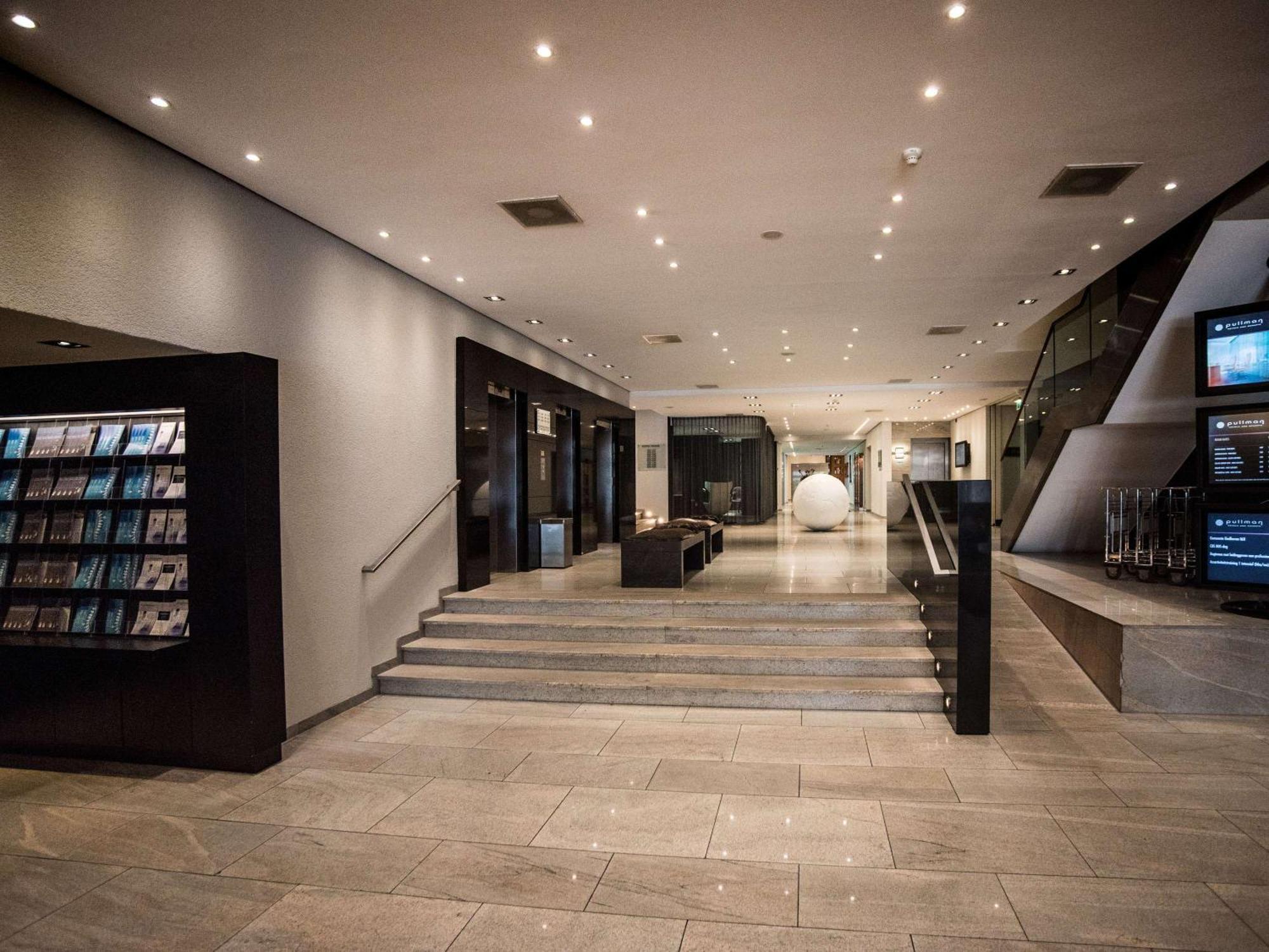 Hotel Pullman Eindhoven Cocagne Zewnętrze zdjęcie